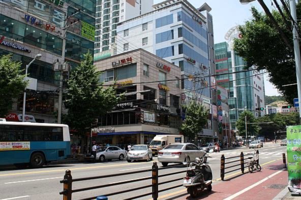 穆里尼奥将重返皇马，签约两年