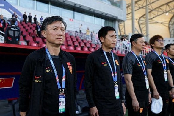 从荣耀到困境：中国男足亚洲赛场的三次辉煌与双线遗憾