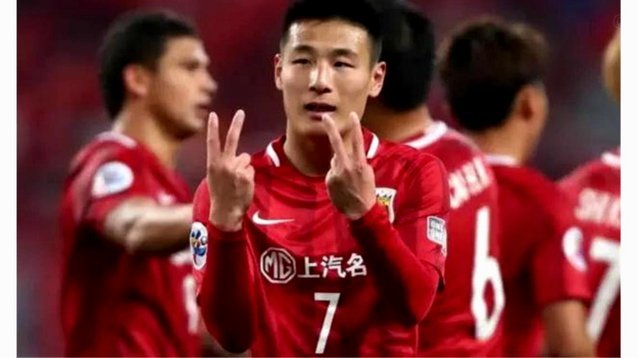 国足迎战泰国 赛前致敬武磊百场里程碑