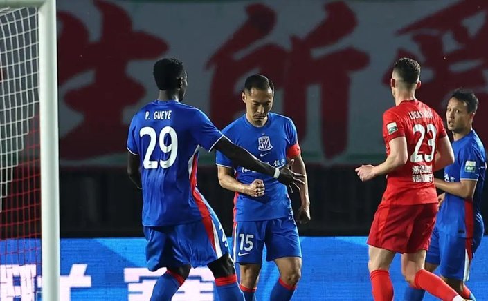 申花4-1大胜英博 拉唐双响领衔射手群