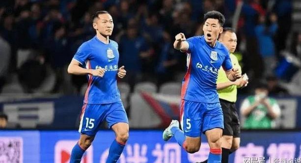 中超：英博1-4申花，拉唐双响，阿苏埃、吴曦破门