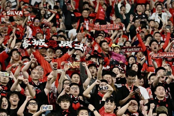 为什么蓉城球迷总是说是人家先干的？